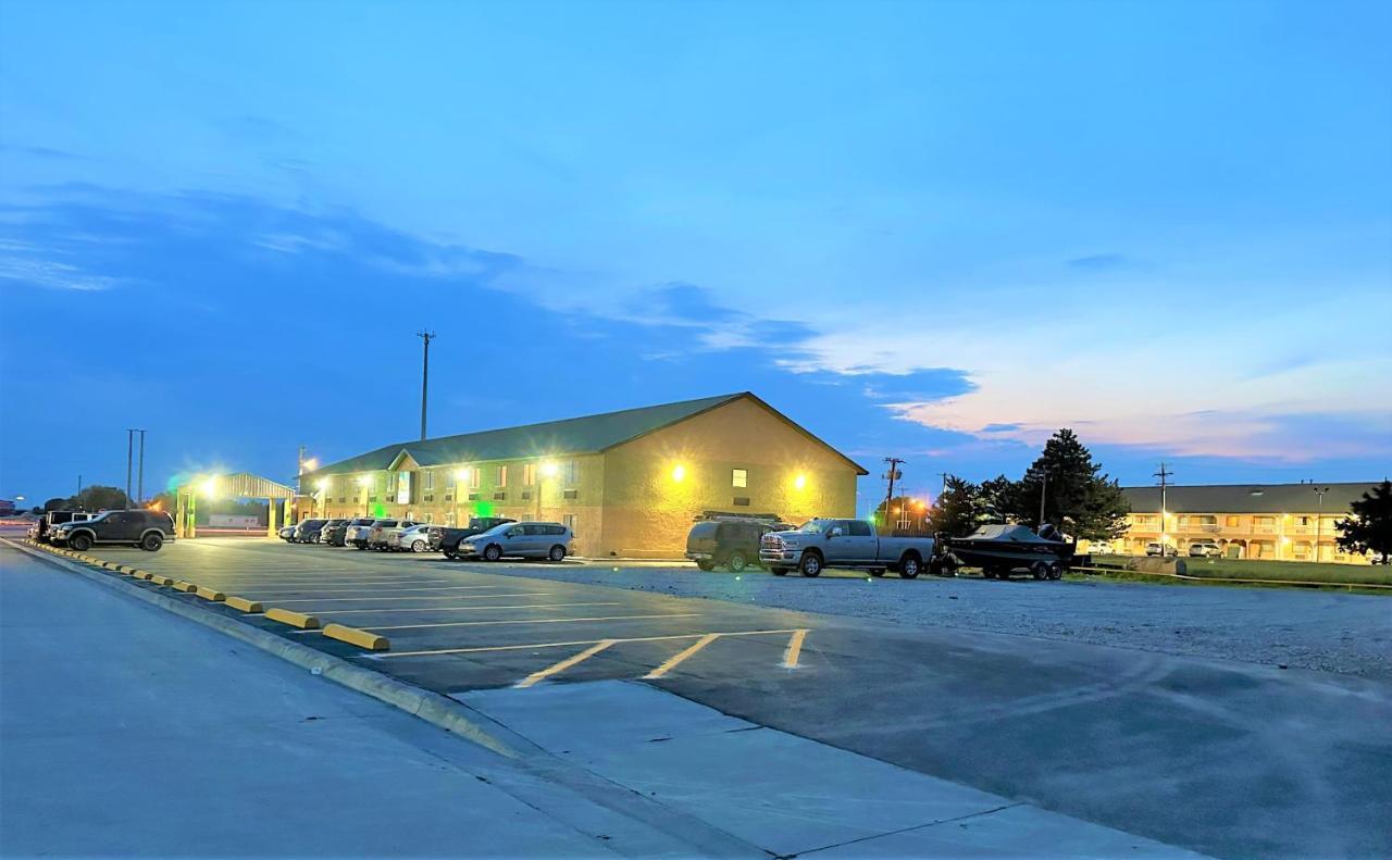 Quality Inn Russell Exterior foto
